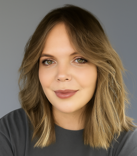 Headshot of Gwen Nellis